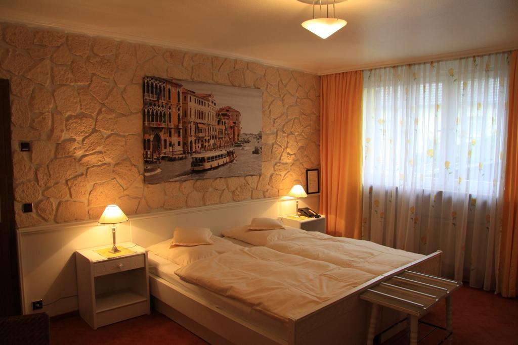 Hotel Die Post Offenbach am Main ห้อง รูปภาพ